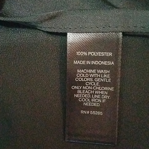 Express Sheer Button Up - Picture 4 of 5